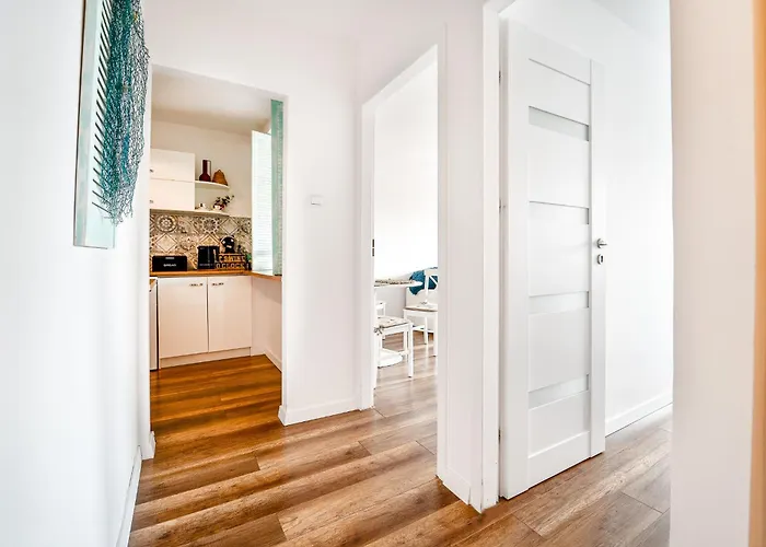 Marina, Viii Pietro Apartmán *